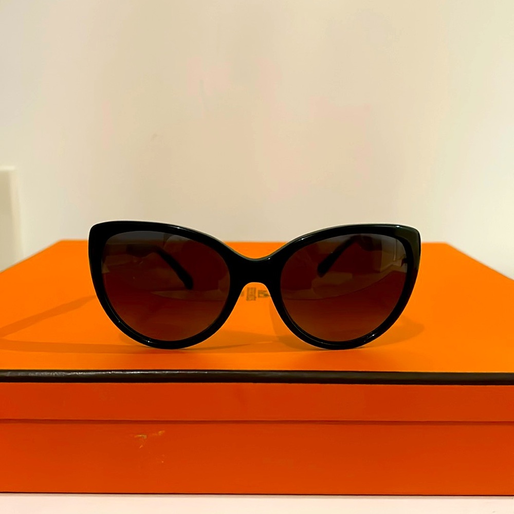 Dolce & Gabbana cat eye sunglasses black